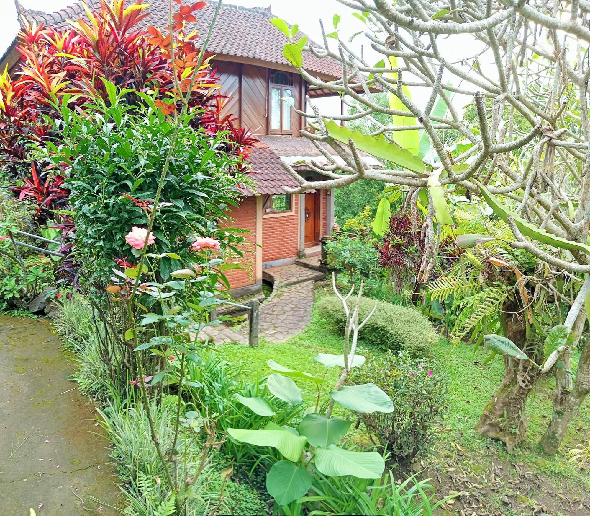 Puri Lumbung Cottages Restaurant & Spa Munduk المظهر الخارجي الصورة